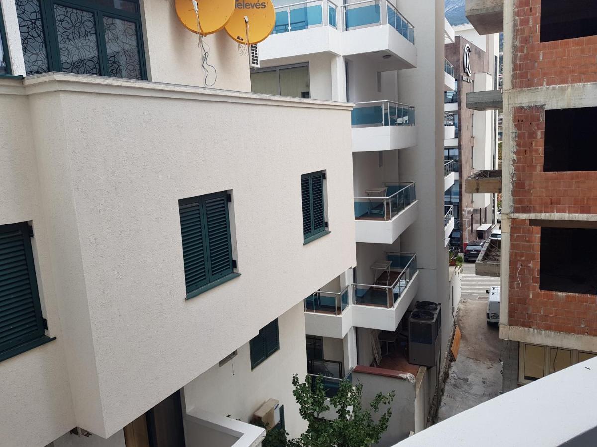 Villa Alba Apartments Добра Вода Екстер'єр фото