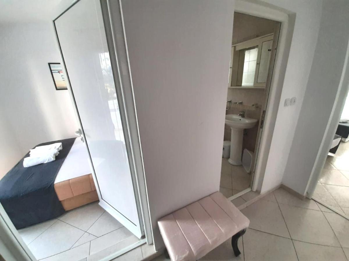 Villa Alba Apartments Добра Вода Екстер'єр фото