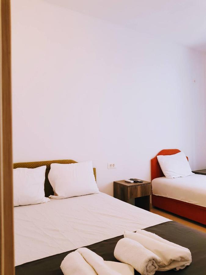 Villa Alba Apartments Добра Вода Екстер'єр фото