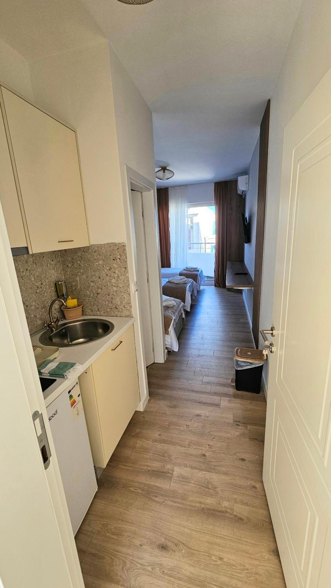 Villa Alba Apartments Добра Вода Екстер'єр фото
